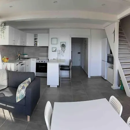 Bord De - T4 Avec Piscine Apartment